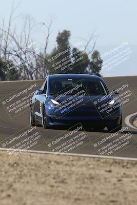 media/Nov-08-2025-Speed Ventures (Sat) [[1c7a6332f5]]/TC B/Session 2 (Turn 2)/